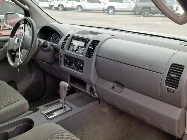 1N6AD07U76C408873 - 2006 NISSAN FRONTIER C SILVER photo 9