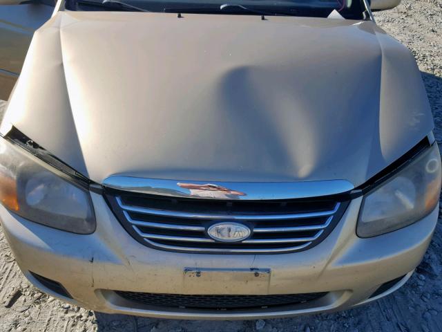 KNAFE221895658899 - 2009 KIA SPECTRA EX GOLD photo 7