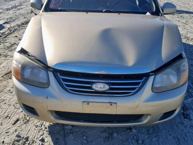 KNAFE221895658899 - 2009 KIA SPECTRA EX GOLD photo 9