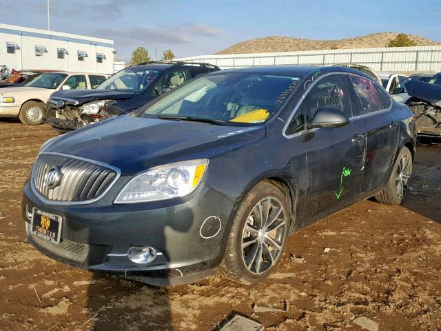 1G4PW5SKXG4184418 - 2016 BUICK VERANO SPO GRAY photo 2