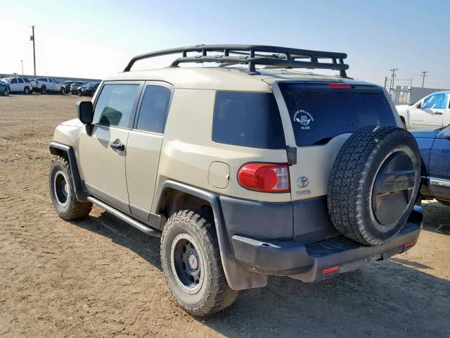 JTEBU4BF2AK094275 - 2010 TOYOTA FJ CRUISER CREAM photo 3