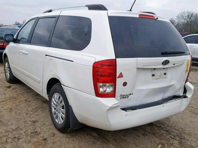 KNDMG4C7XC6456201 - 2012 KIA SEDONA LX WHITE photo 3