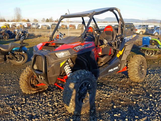 3NSVDE92XHF797896 - 2017 POLARIS RZR XP TUR RED photo 2