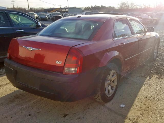 2C3KA53GX7H742749 - 2007 CHRYSLER 300 TOURIN RED photo 4