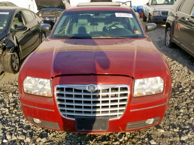 2C3KA53GX7H742749 - 2007 CHRYSLER 300 TOURIN RED photo 9