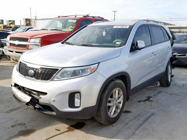 5XYKT3A67FG630170 - 2015 KIA SORENTO LX SILVER photo 2