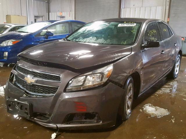 1G11B5SA5DF243834 - 2013 CHEVROLET MALIBU LS GRAY photo 2
