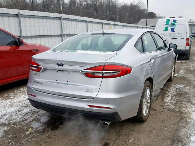 3FA6P0HD6KR126501 - 2019 FORD FUSION SE SILVER photo 4