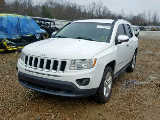 1C4NJDBB5CD520393 - 2012 JEEP COMPASS SP თეთრი ფოტო 2