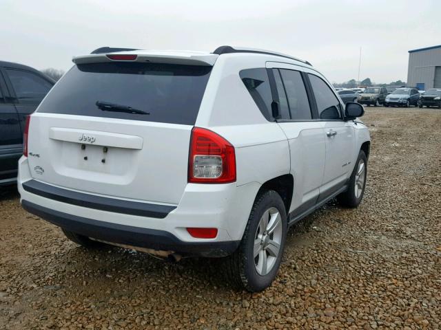 1C4NJDBB5CD520393 - 2012 JEEP COMPASS SP თეთრი ფოტო 4