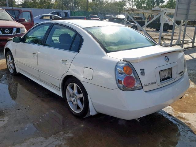 1N4BL11D94C104567 - 2004 NISSAN ALTIMA SE WHITE photo 3