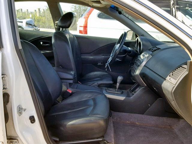 1N4BL11D94C104567 - 2004 NISSAN ALTIMA SE WHITE photo 5