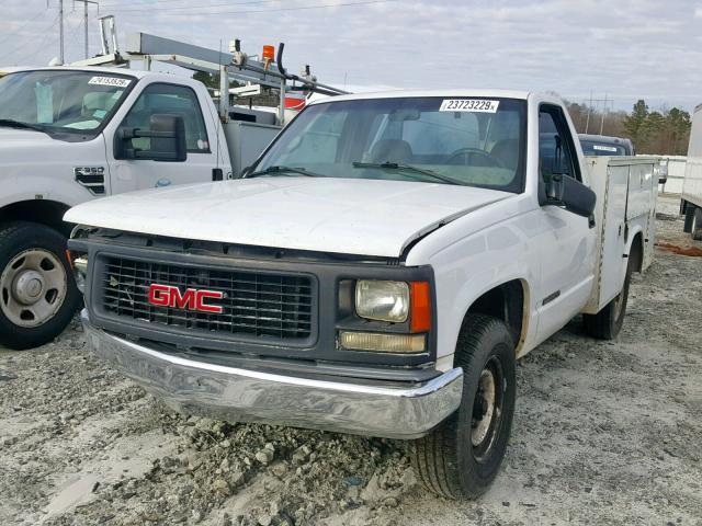 1GTGC34R7YR122815 - 2000 GMC SIERRA C35 WHITE photo 2