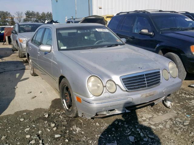 WDBJF65J3YB106710 - 2000 MERCEDES-BENZ E 320 SILVER photo 1