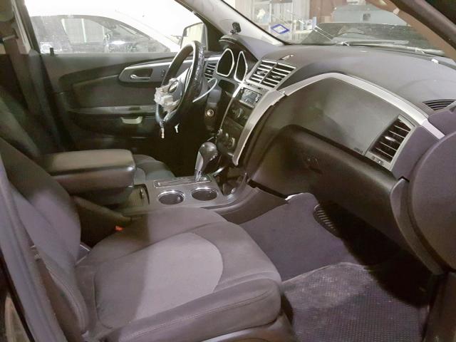 1GNKVGED6BJ249051 - 2011 CHEVROLET TRAVERSE L GRAY photo 5