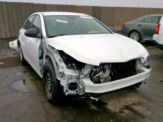 1G1PA5SG2D7176606 - 2013 CHEVROLET CRUZE LS WHITE photo 1