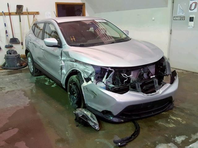 JN1BJ1CR7JW258250 - 2018 NISSAN ROGUE SPOR SILVER photo 1