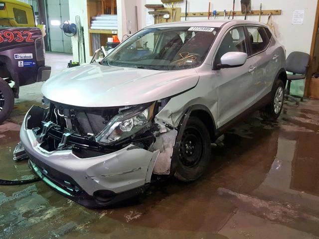 JN1BJ1CR7JW258250 - 2018 NISSAN ROGUE SPOR SILVER photo 2