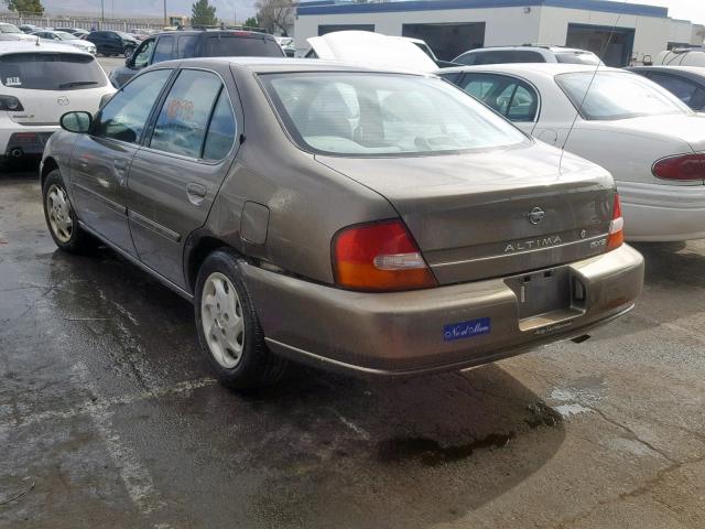 1N4DL01D1WC259412 - 1998 NISSAN ALTIMA XE GOLD photo 3