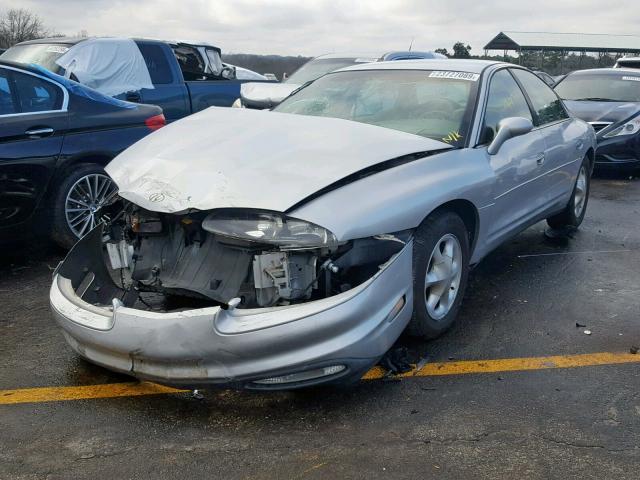 1G3GR62C0X4110015 - 1999 OLDSMOBILE AURORA SILVER photo 2