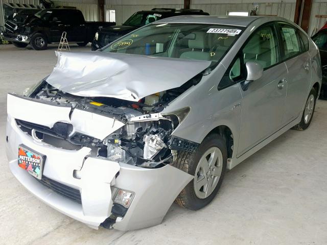 JTDKN3DUXA0084564 - 2010 TOYOTA PRIUS SILVER photo 2