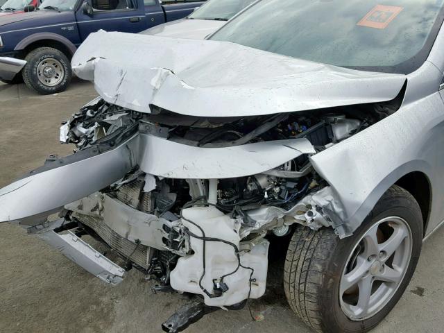 1G1ZB5ST5GF190612 - 2016 CHEVROLET MALIBU LS SILVER photo 9