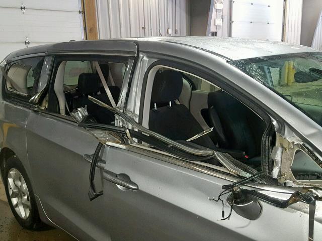 2C4RC1FG9JR315315 - 2018 CHRYSLER PACIFICA T 灰色 照片 9