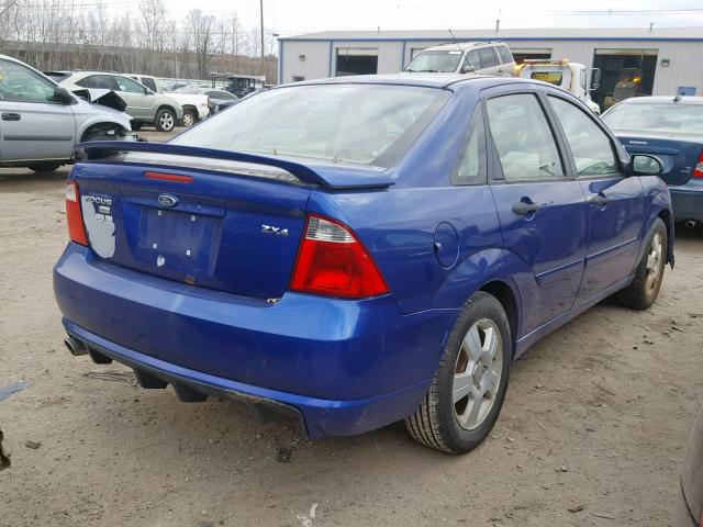 1FAHP34N36W186201 - 2006 FORD FOCUS ZX4 BLUE photo 4