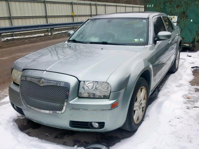 2C3AK53G95H695512 - 2005 CHRYSLER 300 TOURIN BLUE photo 2