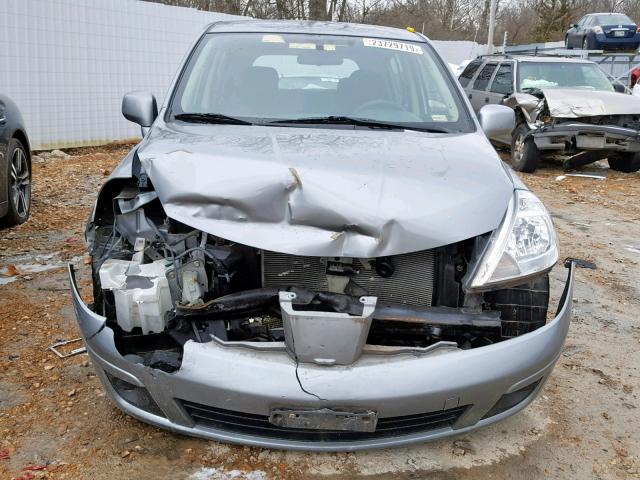 3N1BC1CP6AL407861 - 2010 NISSAN VERSA S GRAY photo 9