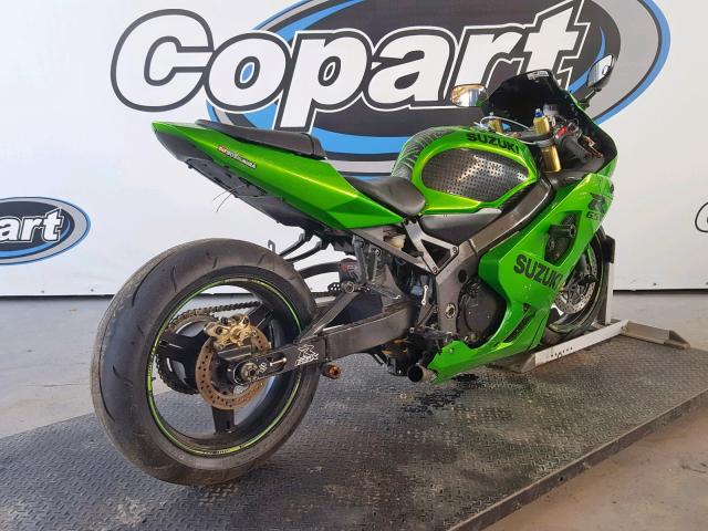 JS1GR7JAX42105508 - 2004 SUZUKI GSX-R750 K GREEN photo 4