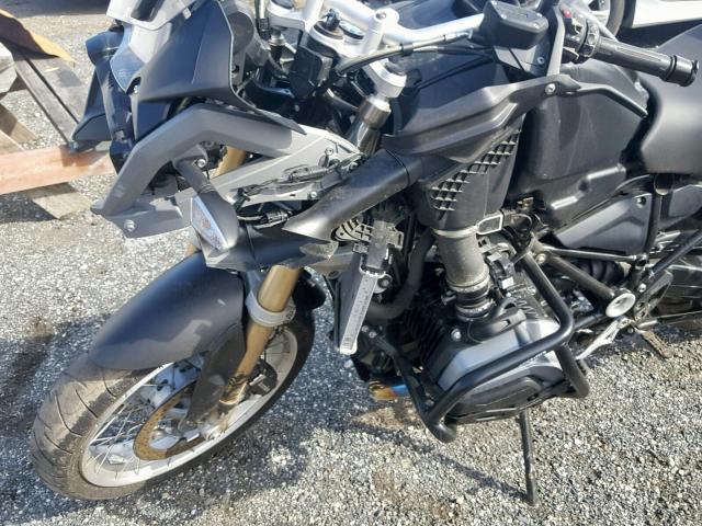 WB10A1103FZ188256 - 2015 BMW R1200 GS BLACK photo 9