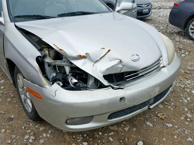 JTHBA30G145016980 - 2004 LEXUS ES 330 SILVER photo 9