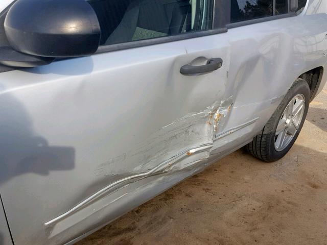 1J4NT1FA9AD677040 - 2010 JEEP COMPASS SP ვერცხლისფერი ფოტო 9