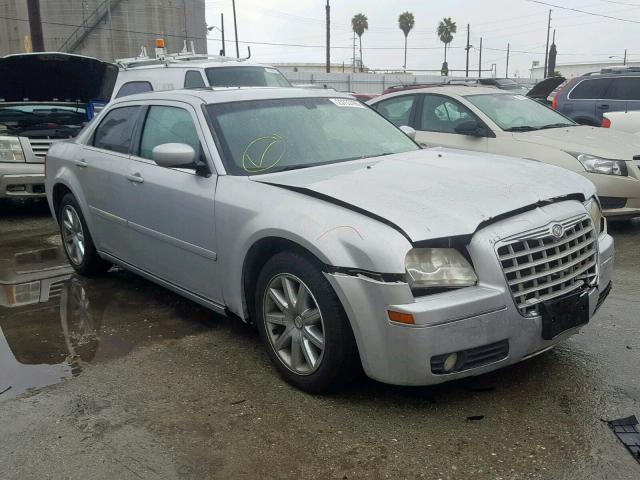 2C3JA53G85H595484 - 2005 CHRYSLER 300 TOURIN SILVER photo 1