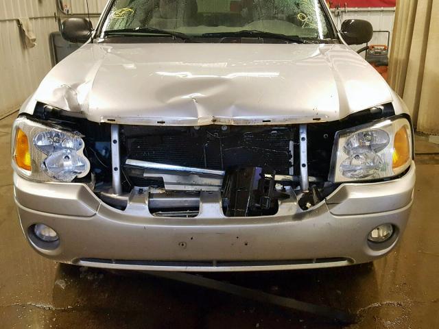 1GKDT13S672158518 - 2007 GMC ENVOY SILVER photo 9