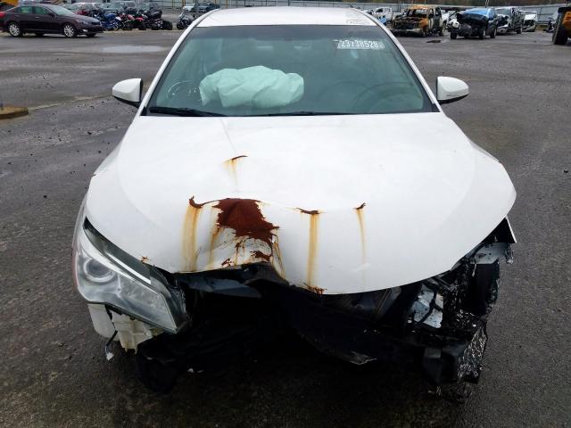 4T4BF1FK3GR580001 - 2016 TOYOTA CAMRY LE თეთრი ფოტო 7