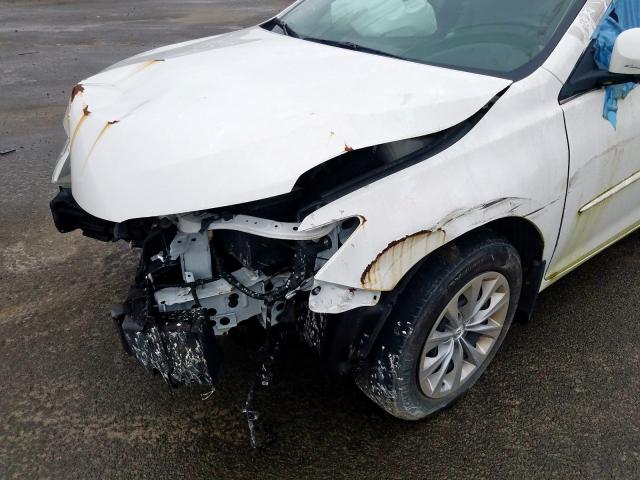 4T4BF1FK3GR580001 - 2016 TOYOTA CAMRY LE თეთრი ფოტო 9