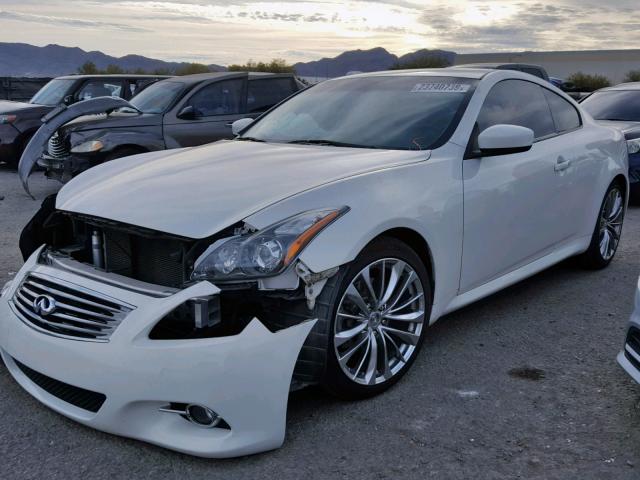 JN1CV6EK9DM920500 - 2013 INFINITI G37 JOURNE WHITE photo 2