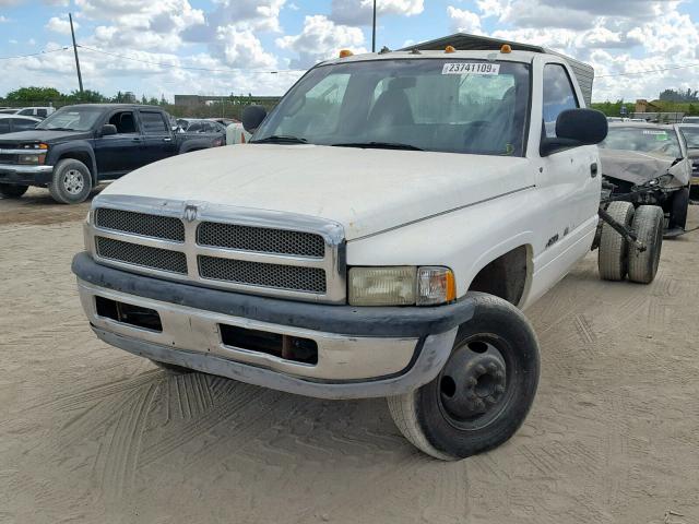 3B6MC3652WM267180 - 1998 DODGE RAM 3500 WHITE photo 2