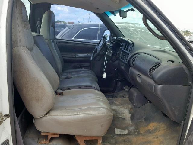 3B6MC3652WM267180 - 1998 DODGE RAM 3500 WHITE photo 5