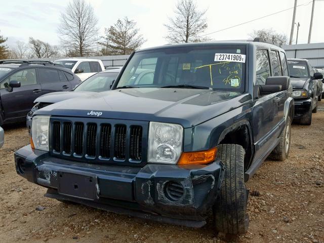 1J8HH48K18C128288 - 2008 JEEP COMMANDER GREEN photo 2
