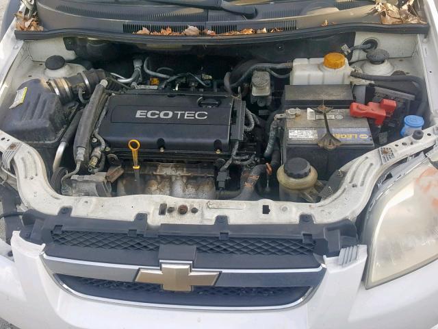KL1TD56E49B395486 - 2009 CHEVROLET AVEO LS WHITE photo 7
