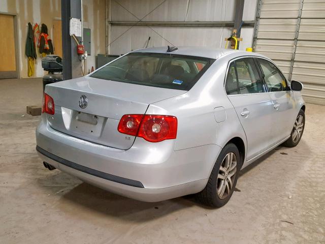 3VWSG71K06M681860 - 2006 VOLKSWAGEN JETTA 2.5 SILVER photo 4