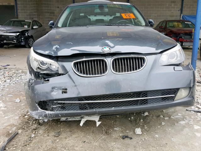 WBANV13548CZ53189 - 2008 BMW 528 XI GRAY photo 9