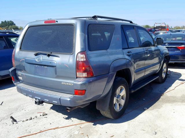 JTEZU14R158038917 - 2005 TOYOTA 4RUNNER SR BLUE photo 4