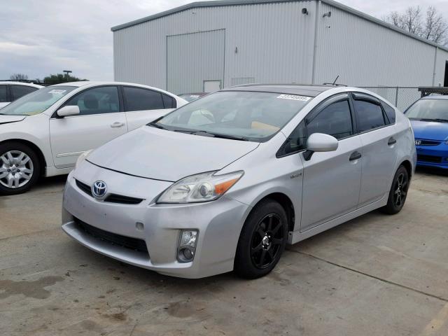 JTDKN3DU3A0149884 - 2010 TOYOTA PRIUS SILVER photo 2