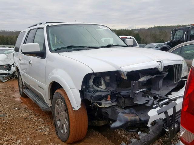 5LMFU27RX4LJ21405 - 2004 LINCOLN NAVIGATOR WHITE photo 1
