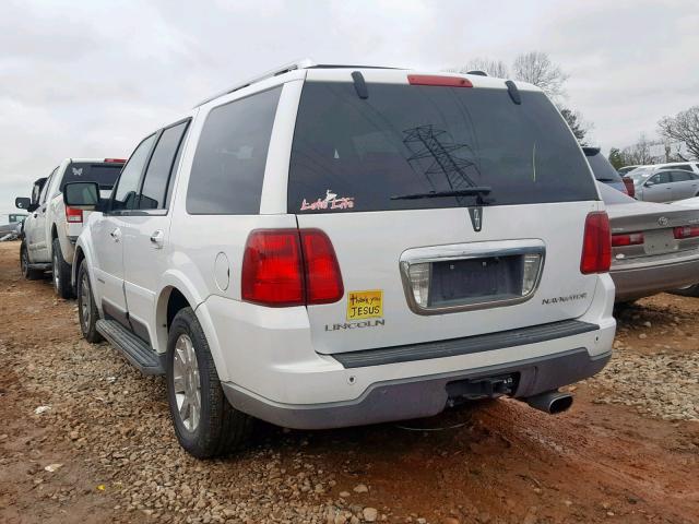 5LMFU27RX4LJ21405 - 2004 LINCOLN NAVIGATOR WHITE photo 3