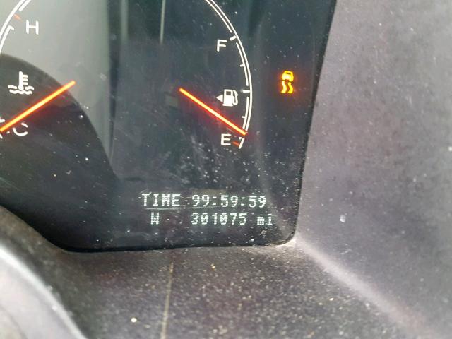 5LMFU27RX4LJ21405 - 2004 LINCOLN NAVIGATOR WHITE photo 8